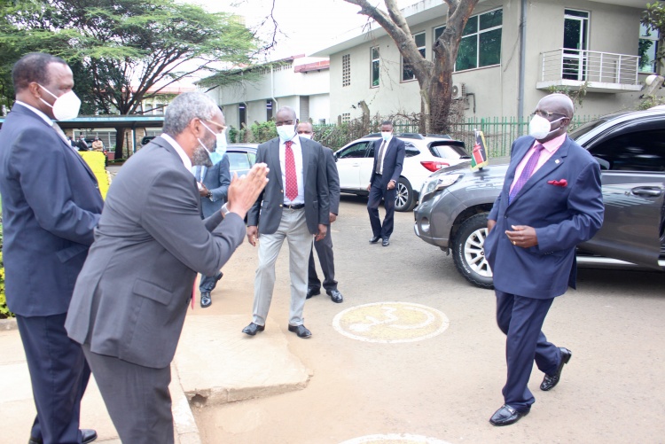 The University of Nairobi Vice Chancellor Prof. Stephen Kiama (L) welcomes Education Cabinet Secretary Prof. George Magoha at the College of Health Sciences ahead of the official launch of Center for Epidemiological Modelling and Analysis (CEMA).  