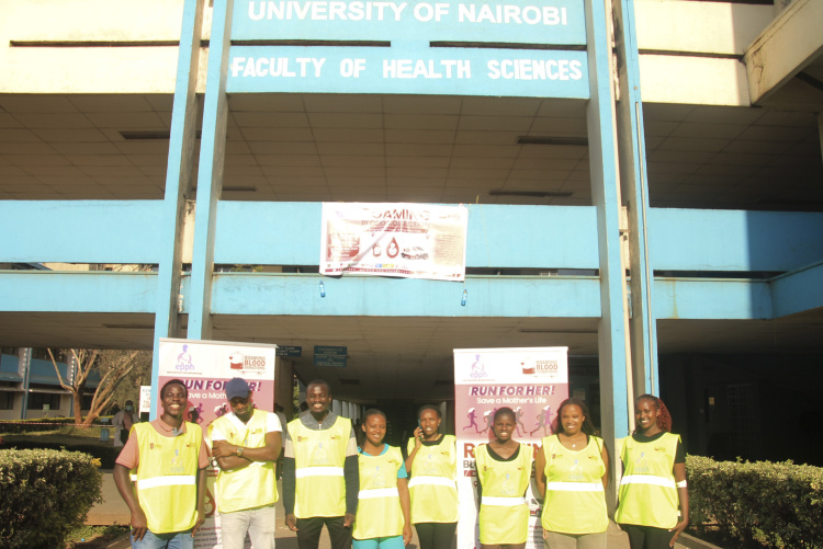 UoN-FHS student volunteers for the Roaming Blood Donation drive.