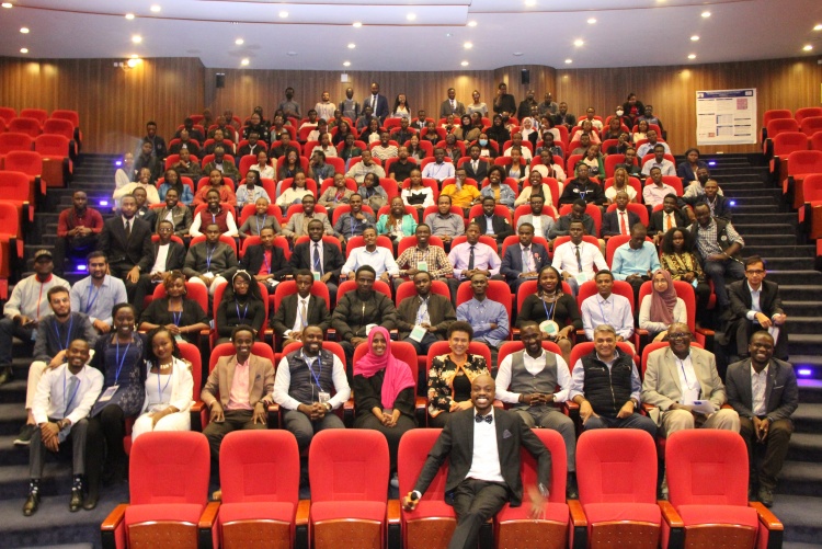 A group photo of 12th AMSUN Scientific Conference.