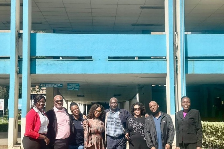 Associate Dean Undergraduate Studies, Prof. C.F Otieno, FHS Registrar Dr. Zipporah Magaki and FHS Coordinator of exchange programs, Ms. Beldine Ogutu flanked by the delegation from SMU at UoN-FHS campus.